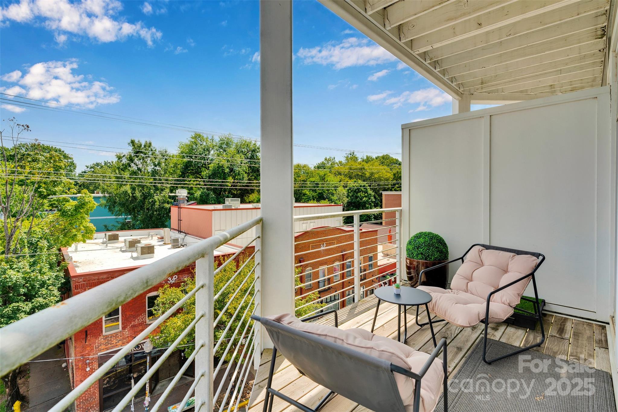 Fat City Condominium - Residential