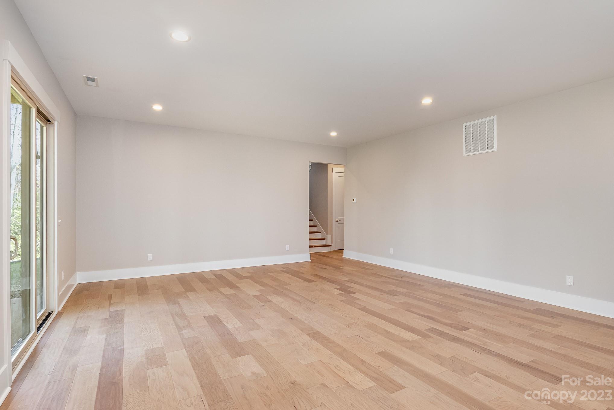 Meadow Lakes II - Residential