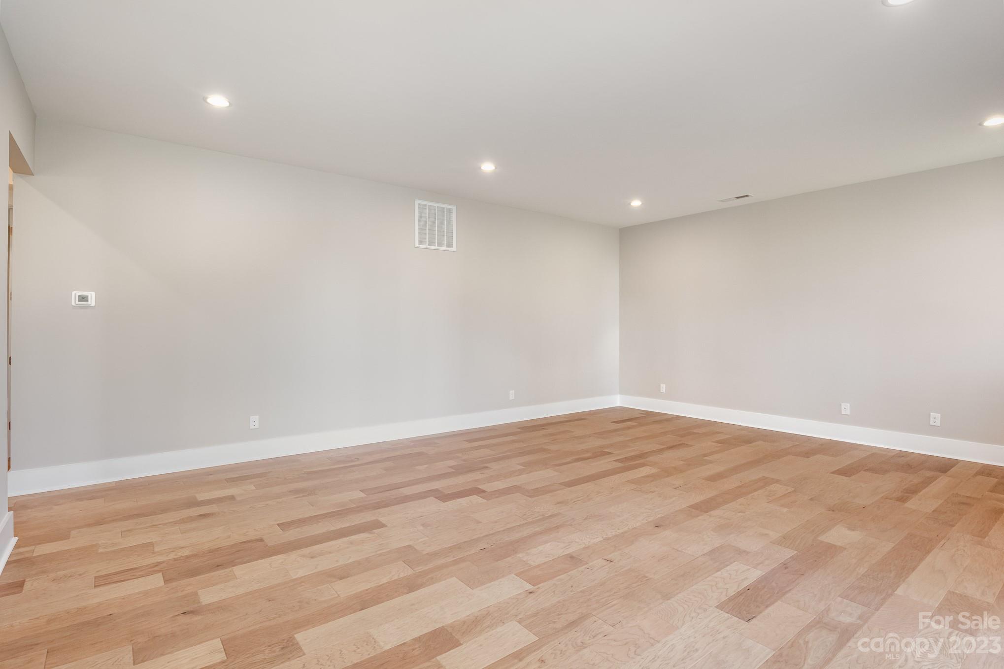 Meadow Lakes II - Residential