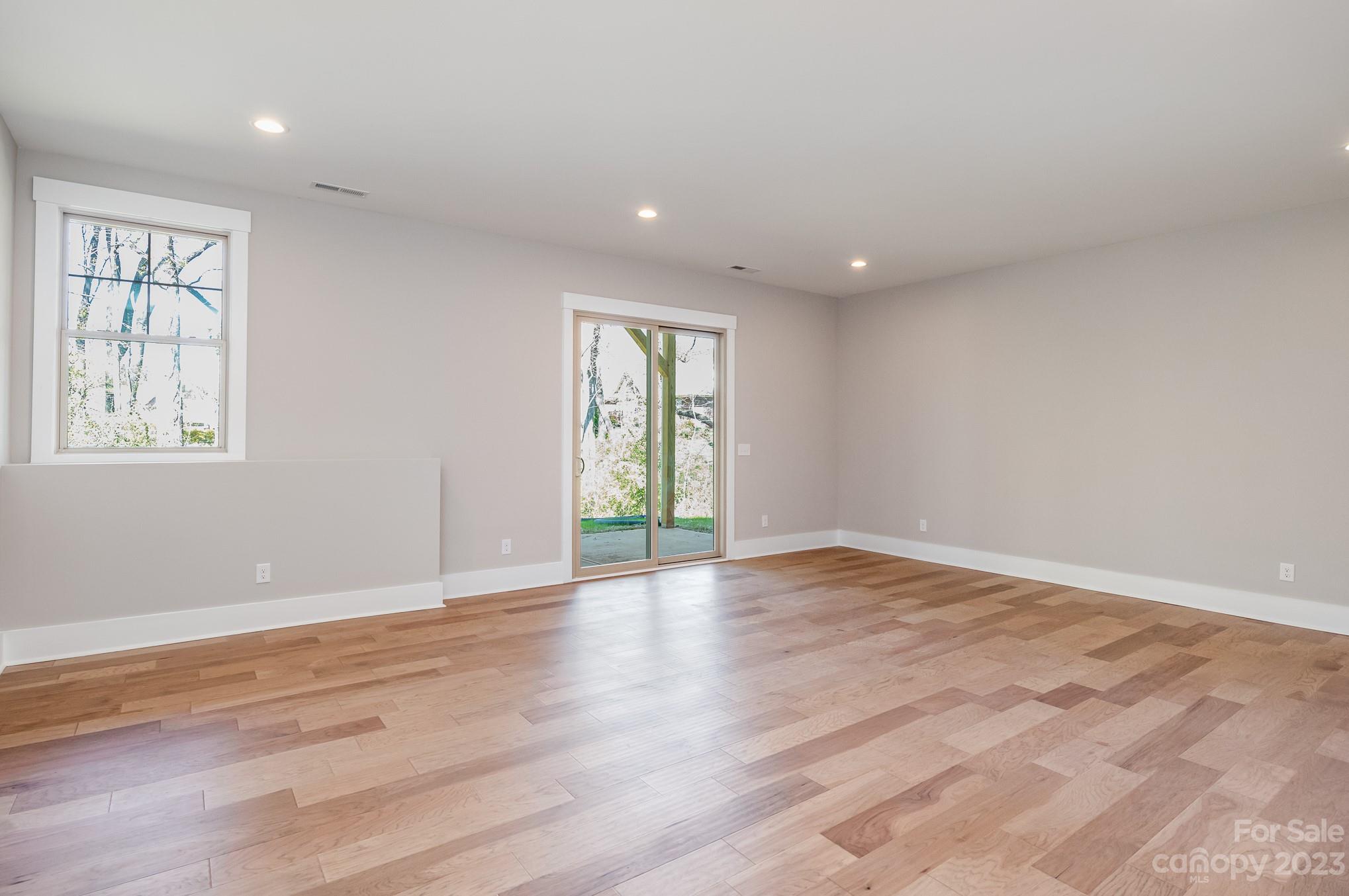 Meadow Lakes II - Residential