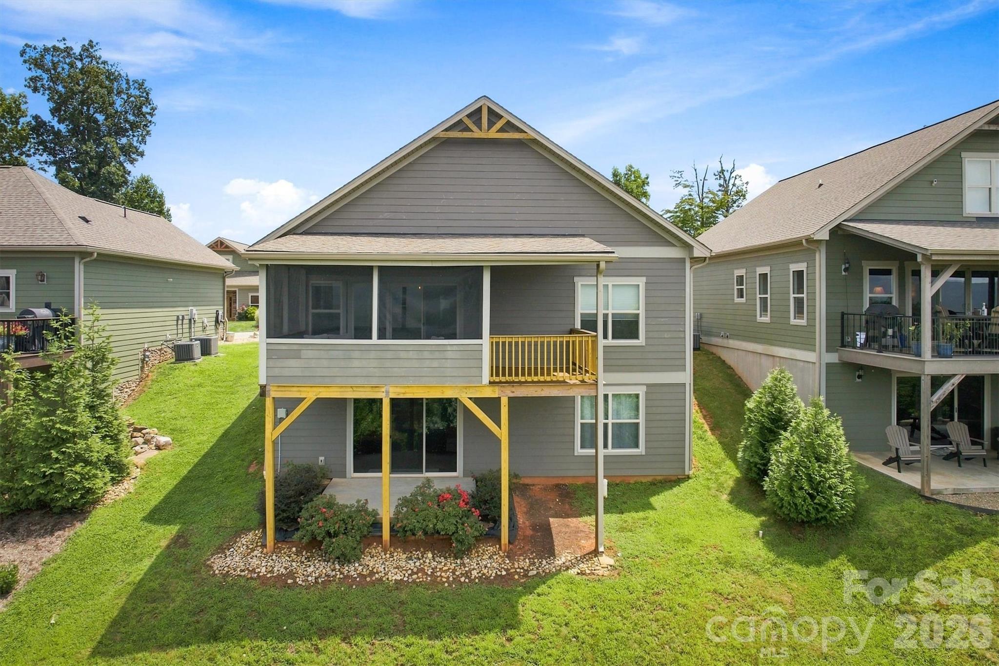 1386 River Club Ridge