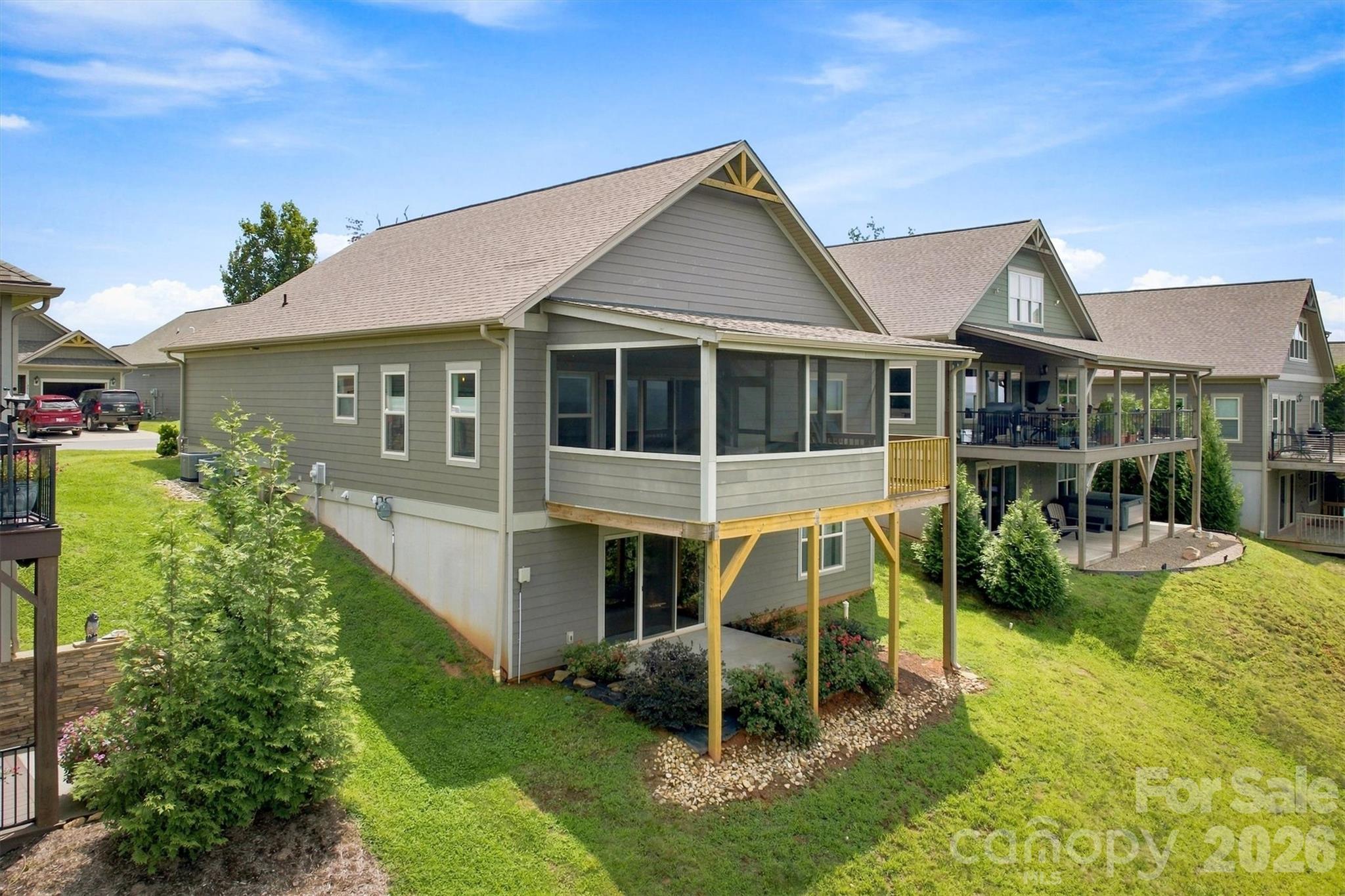 1386 River Club Ridge