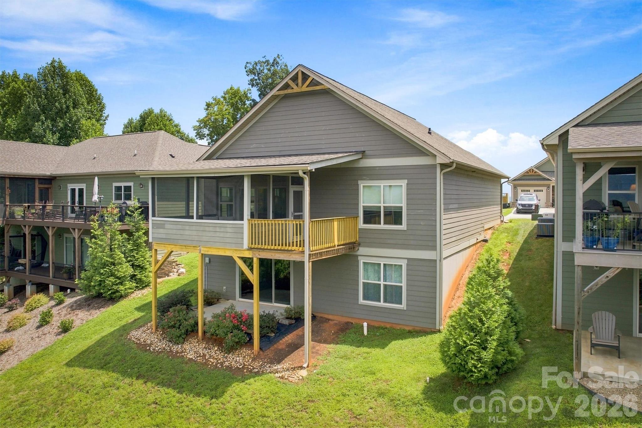 1386 River Club Ridge