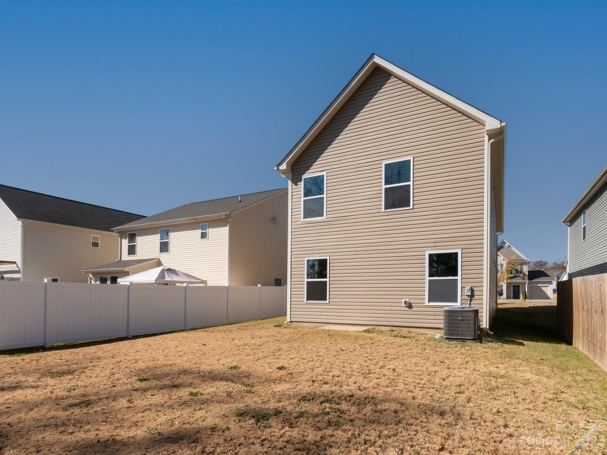 Fox Creek - Residential