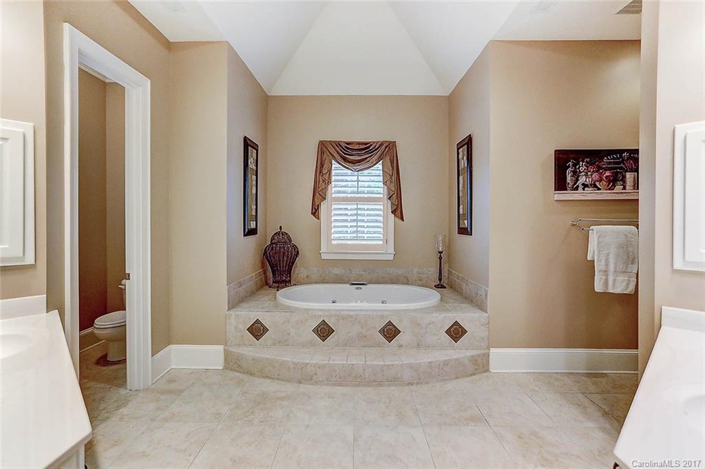 Weddington Chase - Residential