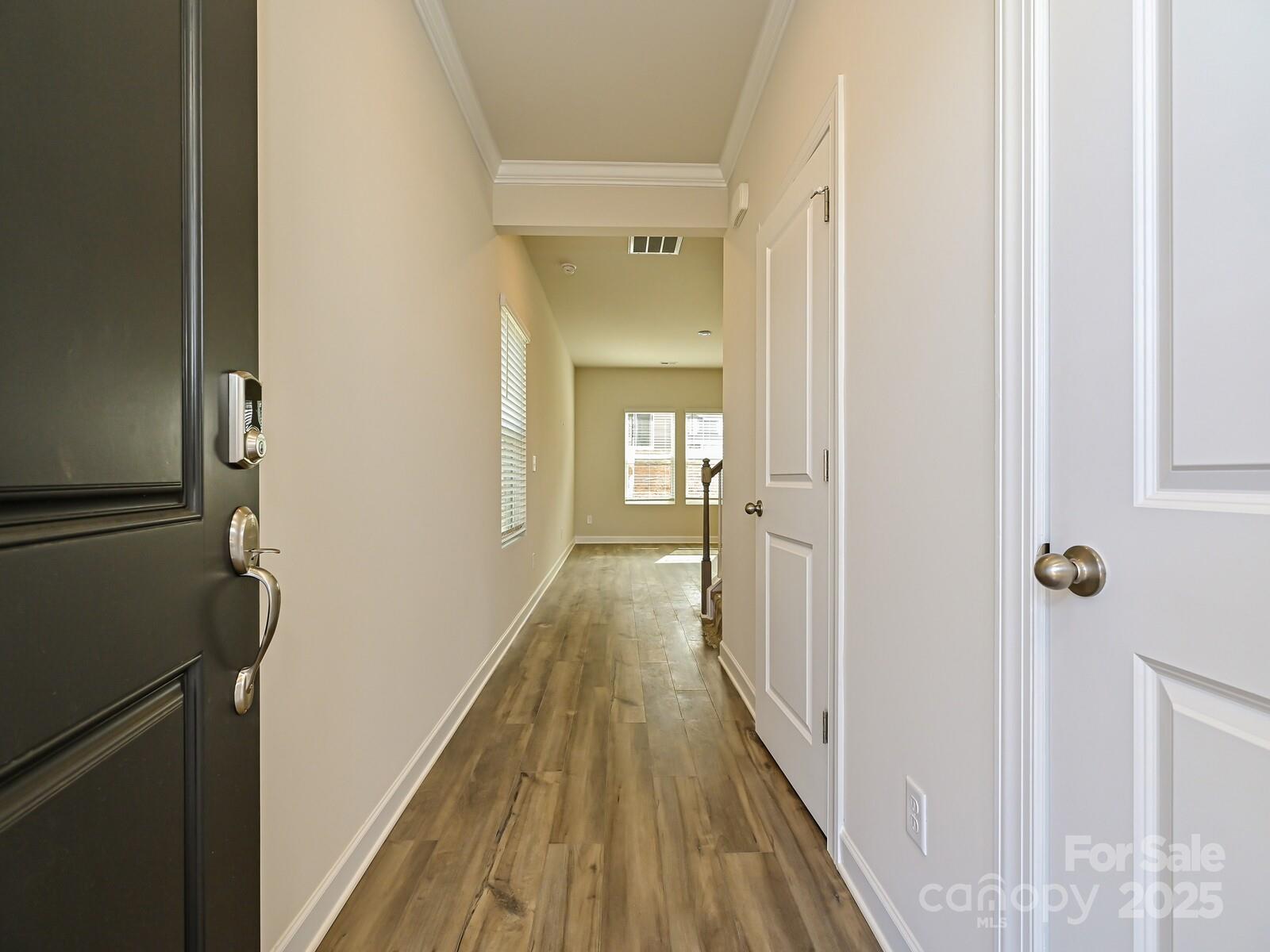909 Smithcliffs Trail