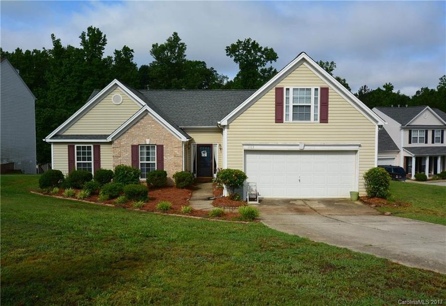 Beautiful 3 bedroom, 2 bath ranch style home, large bonus room w/ closet could be 4th bedroom.  Amazing master suite w/ large sitting room - tray ceiling in both main bedroom & sitting area.  Master bath w/ double sink vanity, garden tub & separate shower.  Large great room w/ vaulted ceiling opens into kitchen, breakfast area & dining room.  Sellers have just added nice deck in the back yard off of the patio.  Stained & ready for you to enjoy!  Fenced yard, but yard goes beyond fencing!