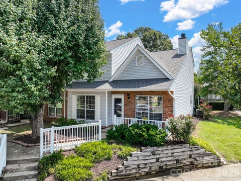 Photo of 8219 Golf Ridge Drive, Charlotte, NC 28277 (MLS # 4420647)