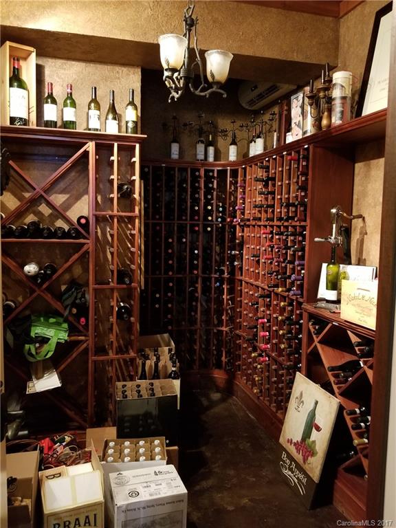 The Peninsula - Residential