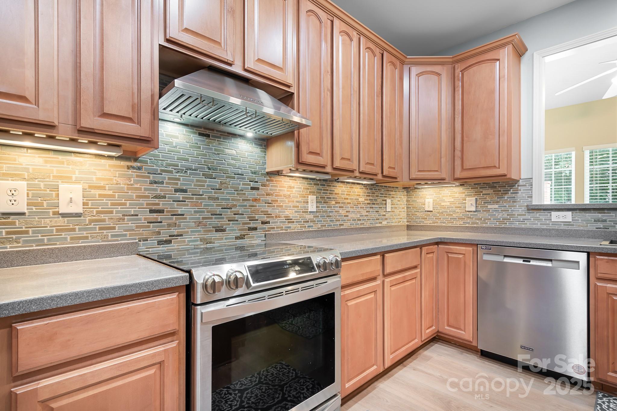 14661 Greenpoint Lane