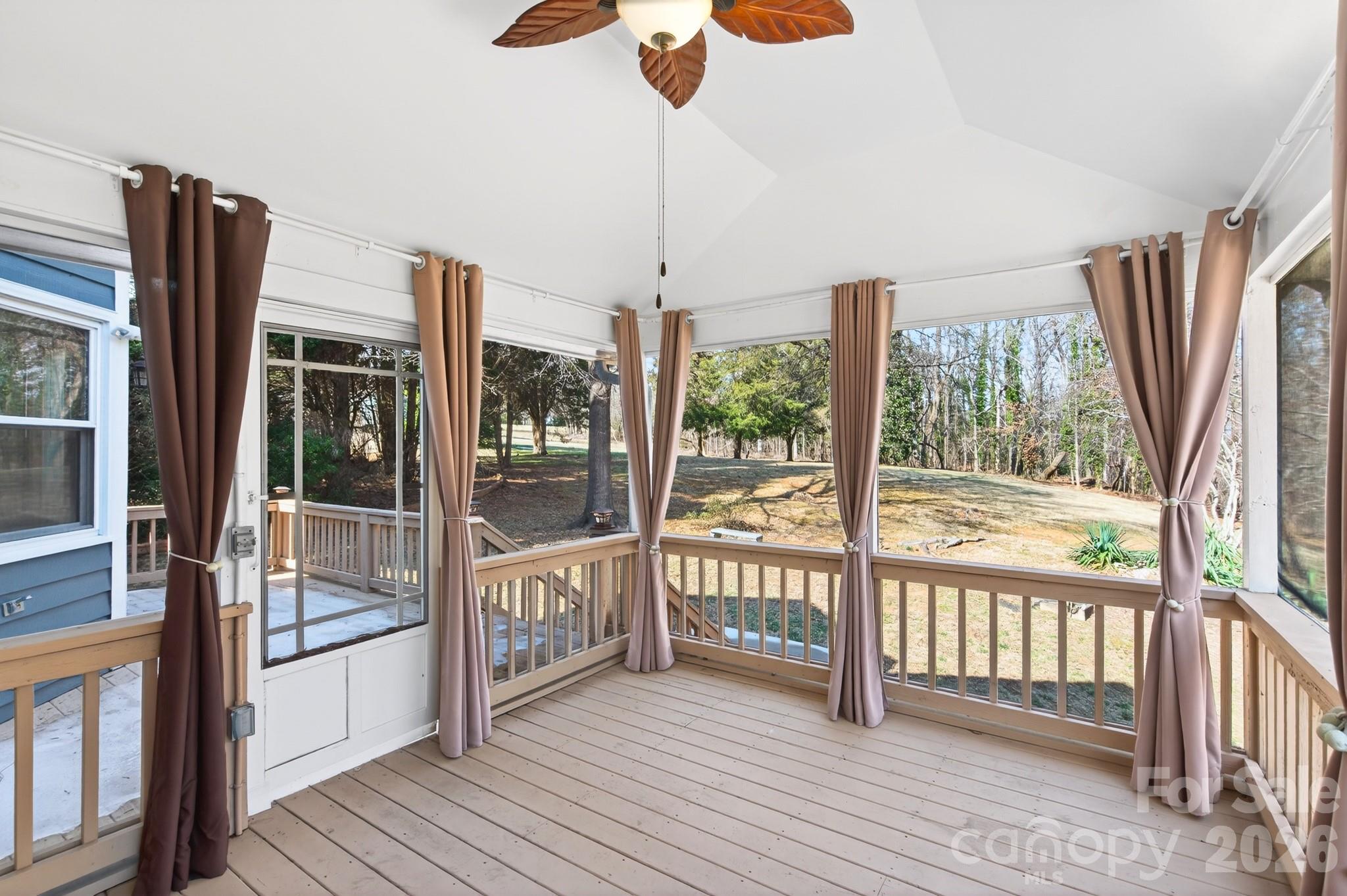 Mountain Point - Residential