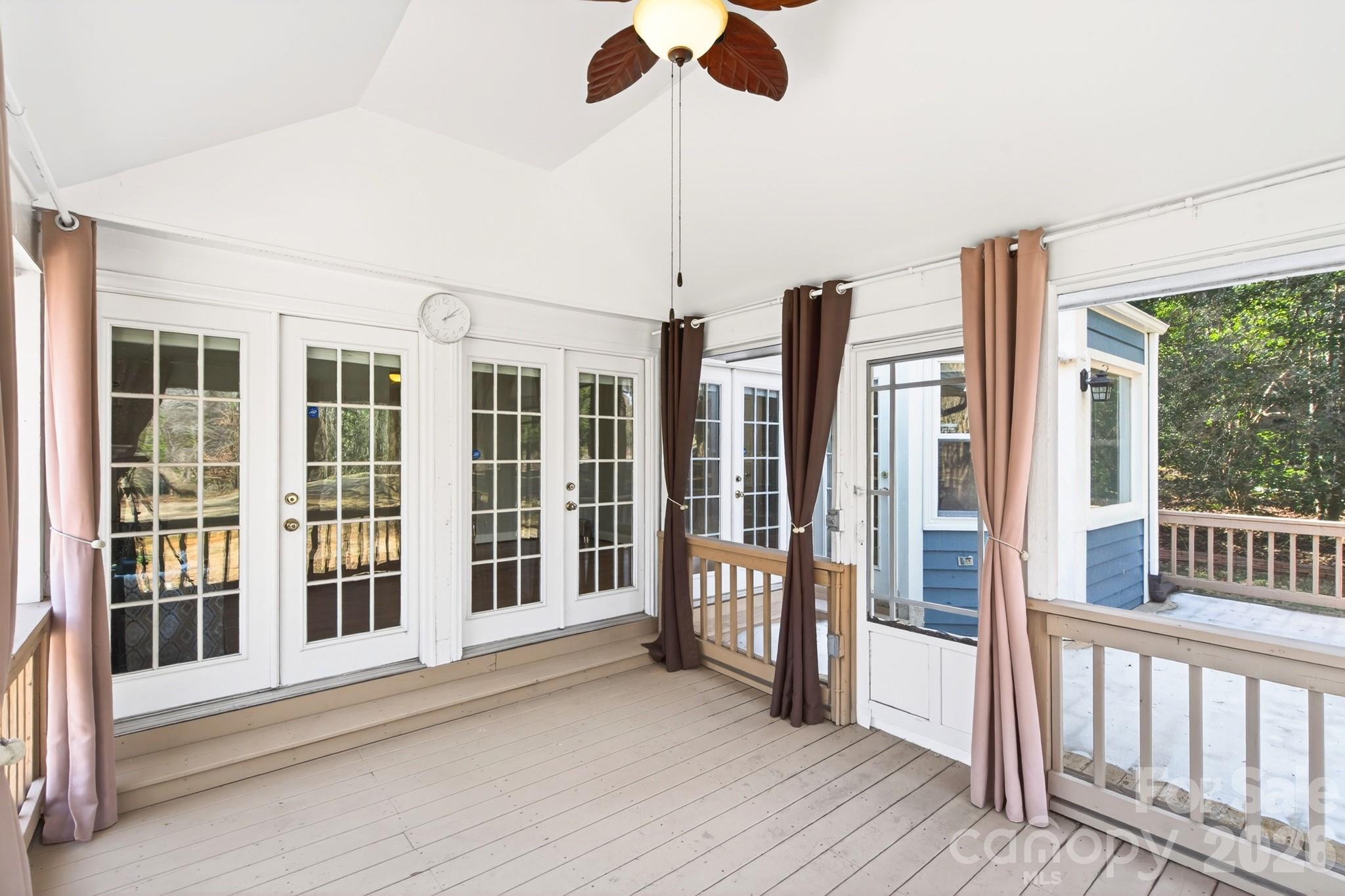 Mountain Point - Residential