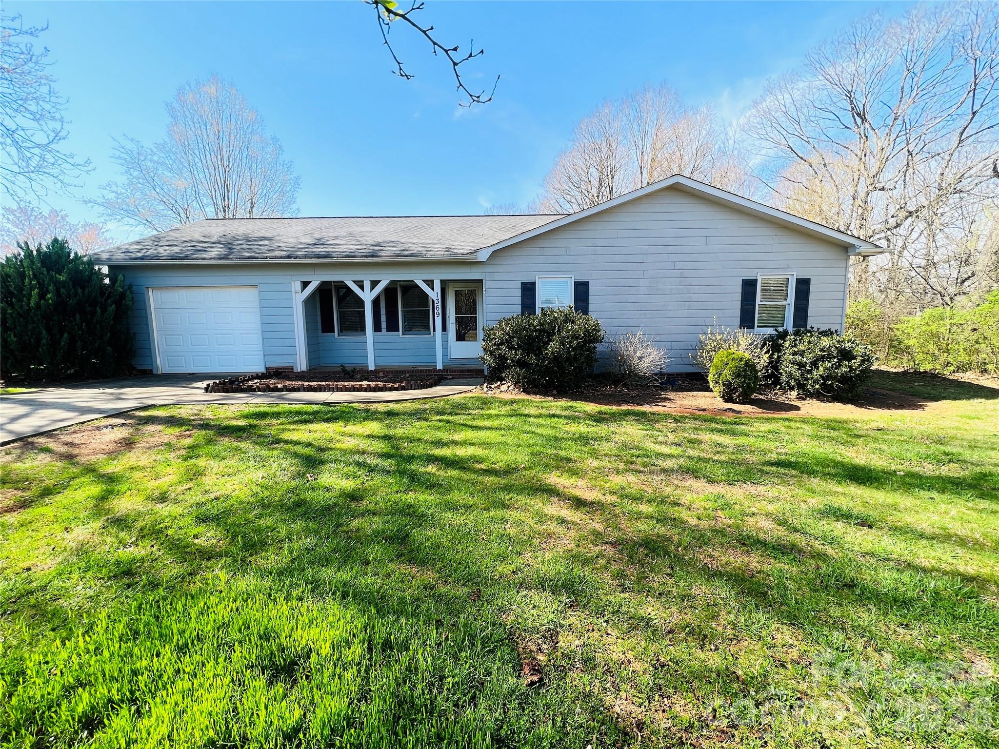 Country Acres - Residential Lease