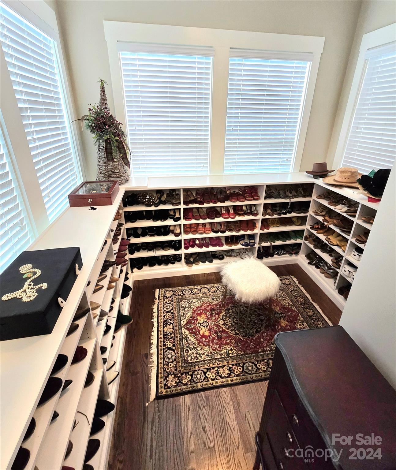 Riverwalk - Residential