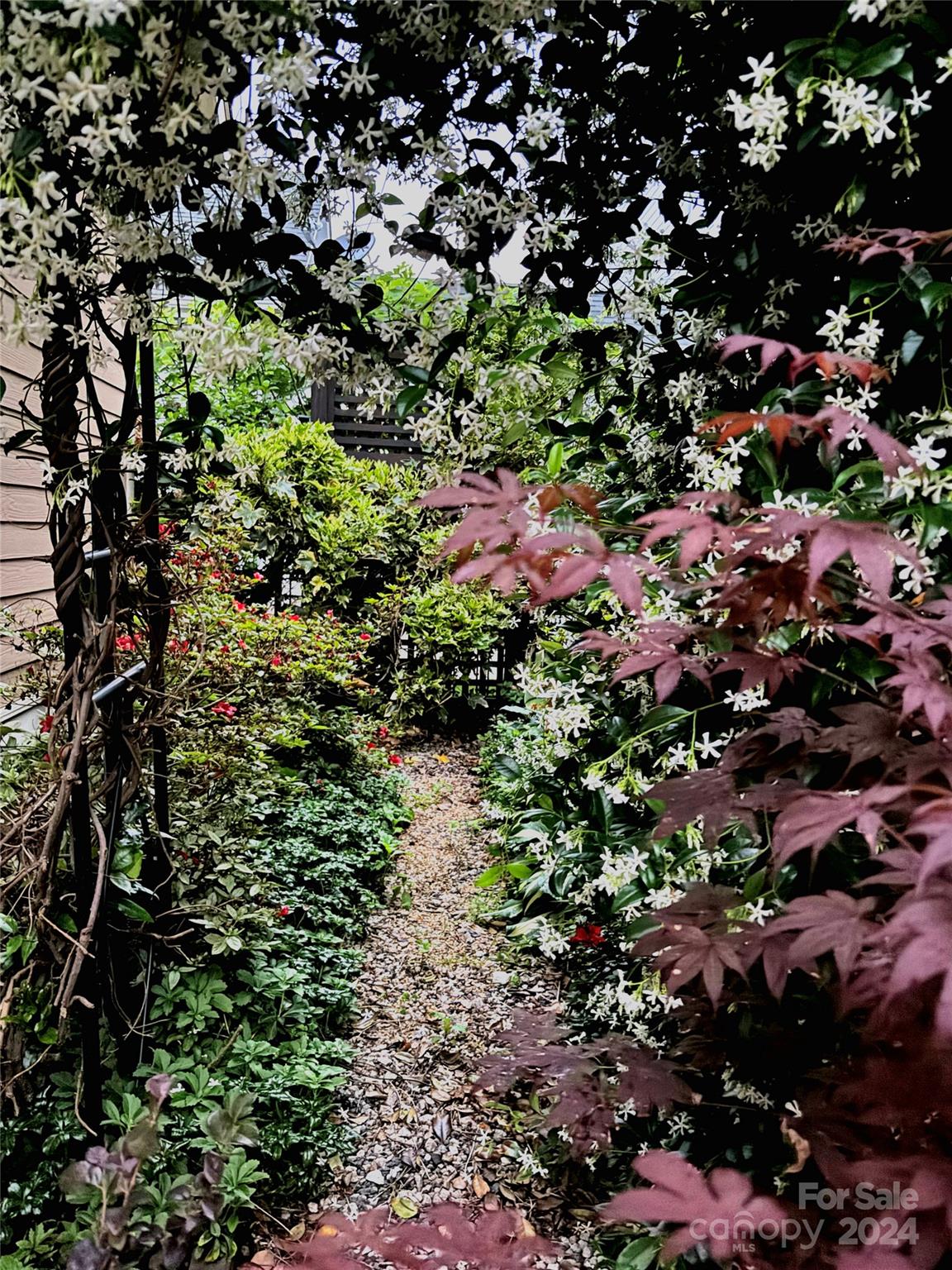 Riverwalk - Residential