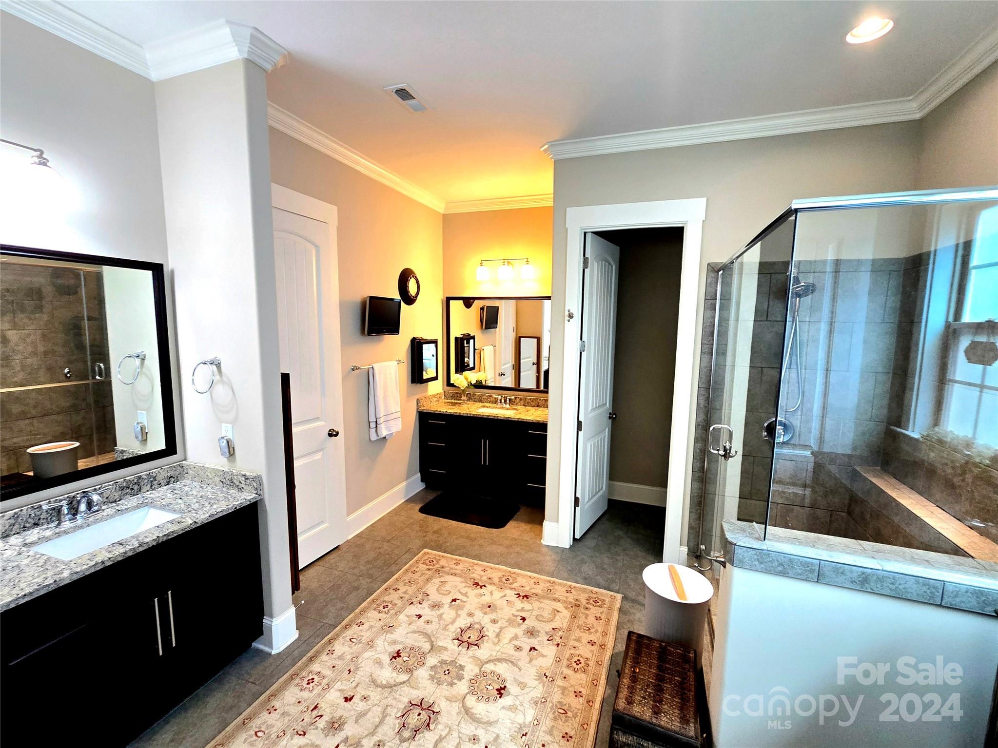 Riverwalk - Residential