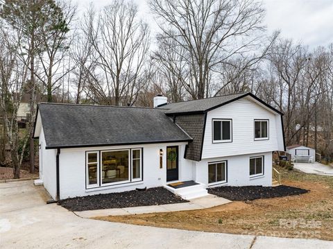 301 Dollar Circle Charlotte NC 28270