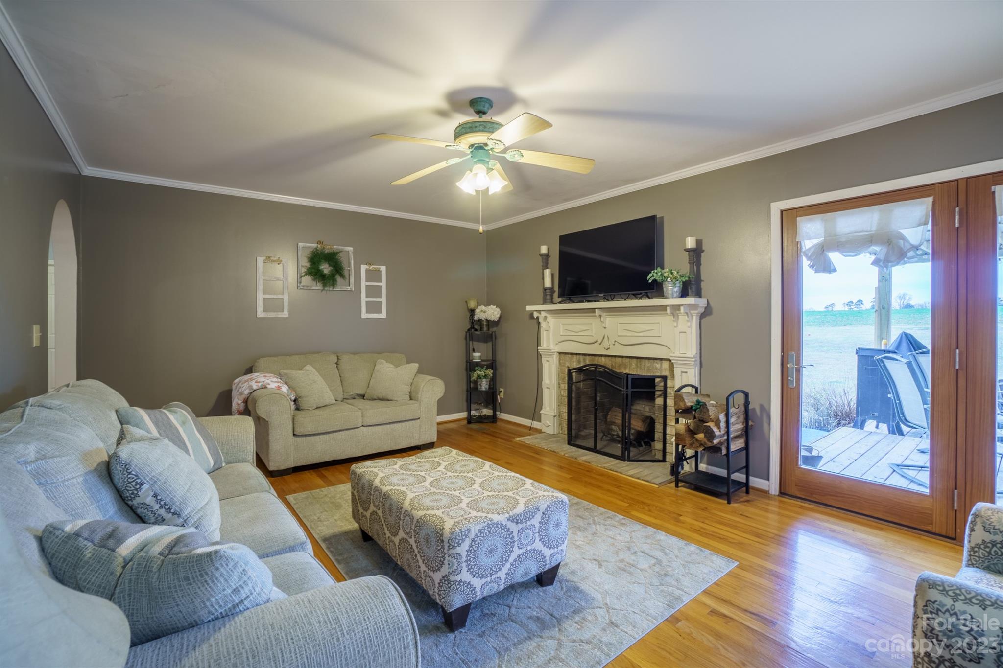 Mt Vernon Acres - Residential