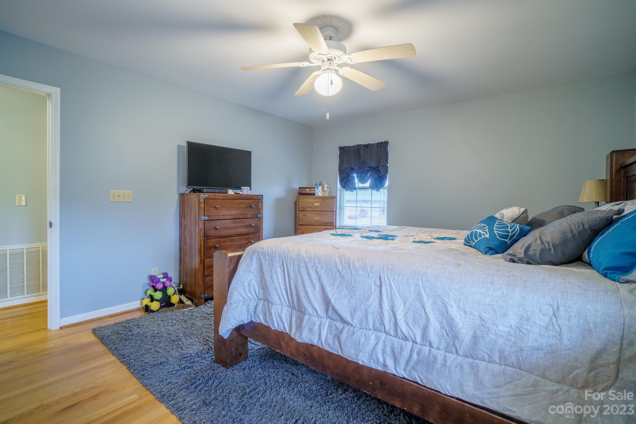 Mt Vernon Acres - Residential