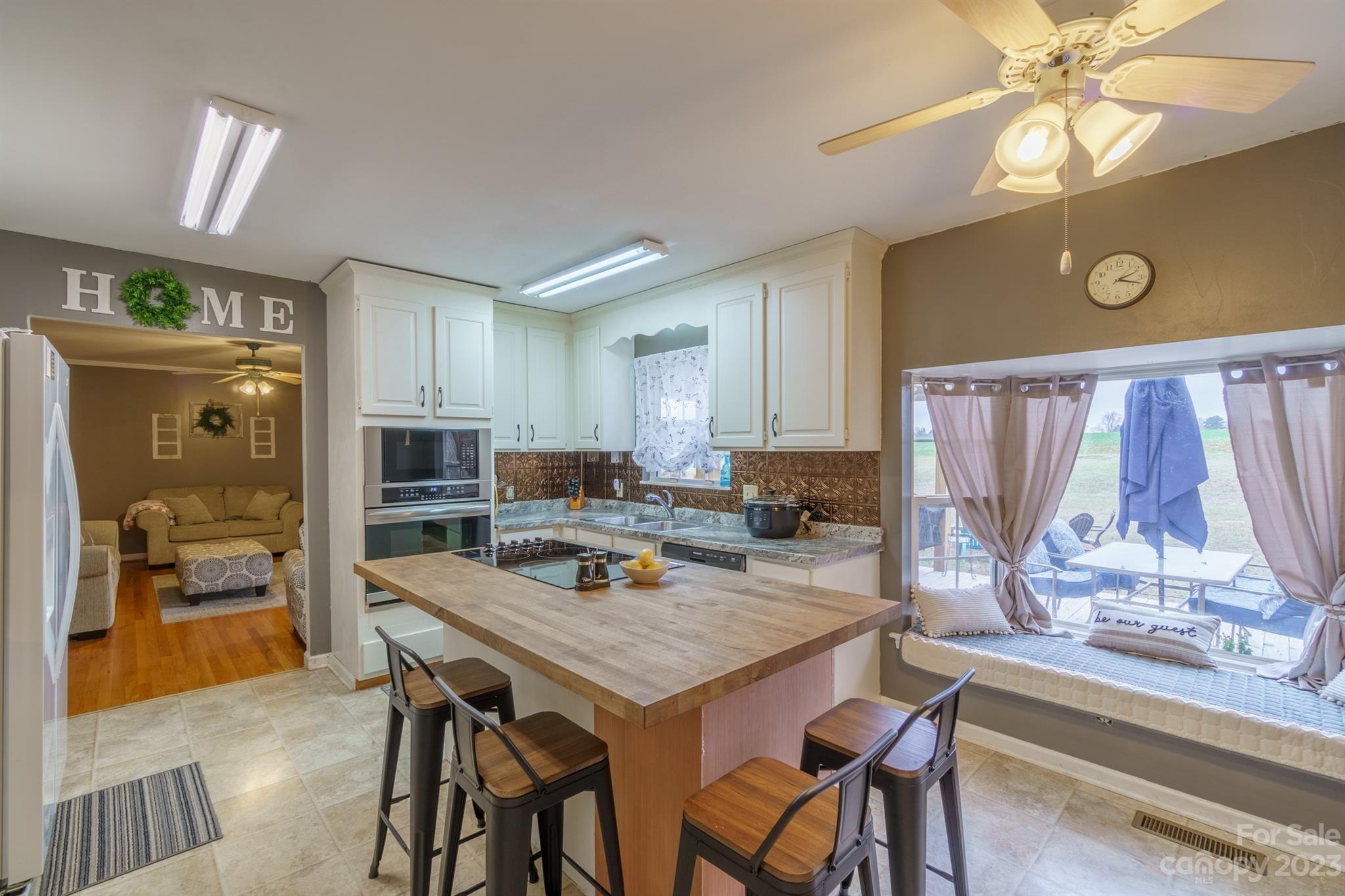 Mt Vernon Acres - Residential