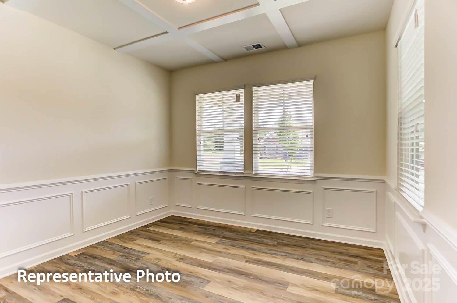 4010 Cedar Falls Drive 23