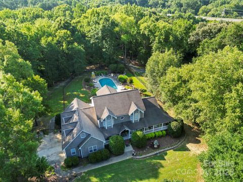 Photo of 623 Coble Avenue, Albemarle, NC 28001 (MLS # 4276475)