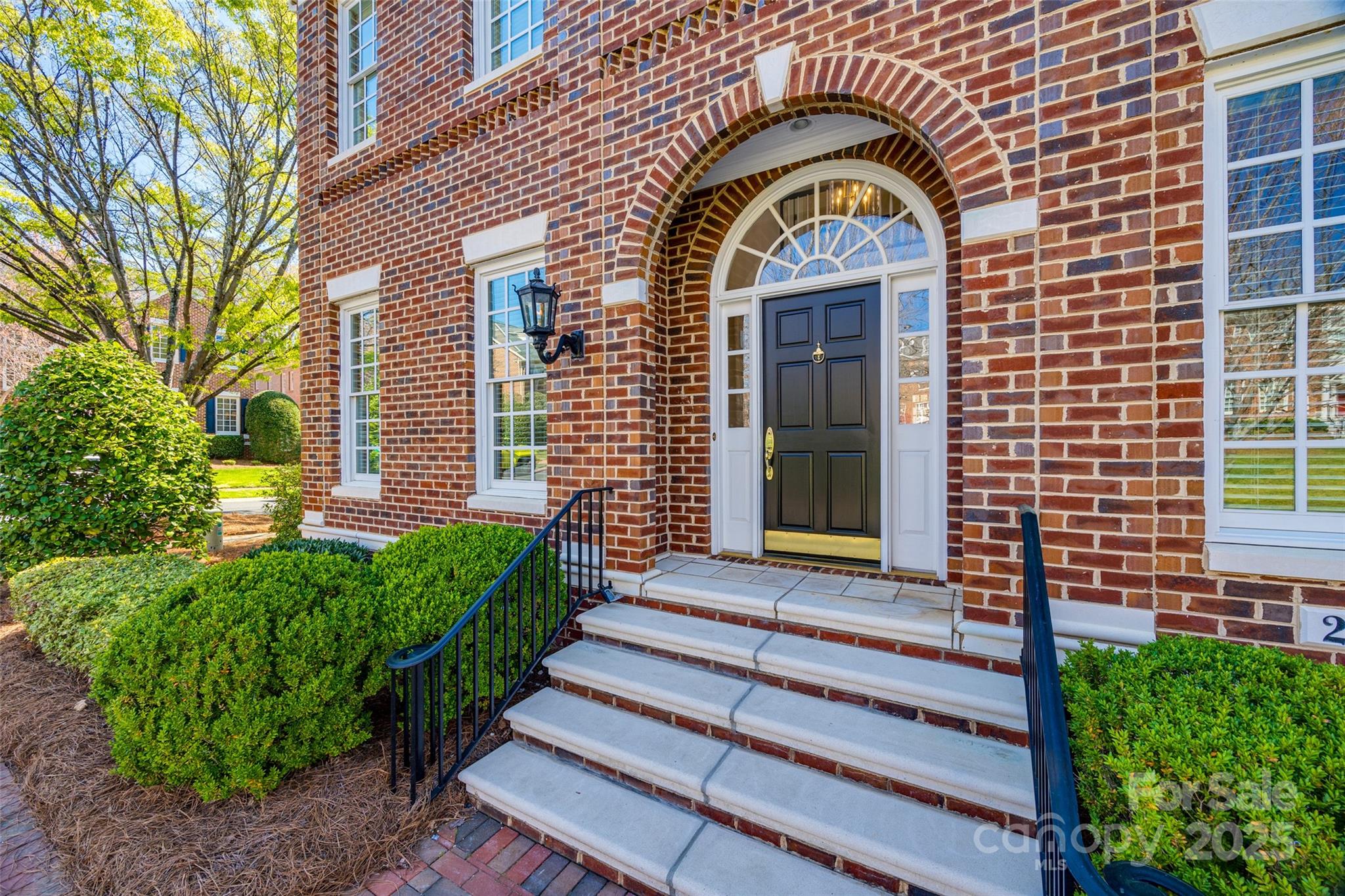 2622 Sheffield Crescent Court