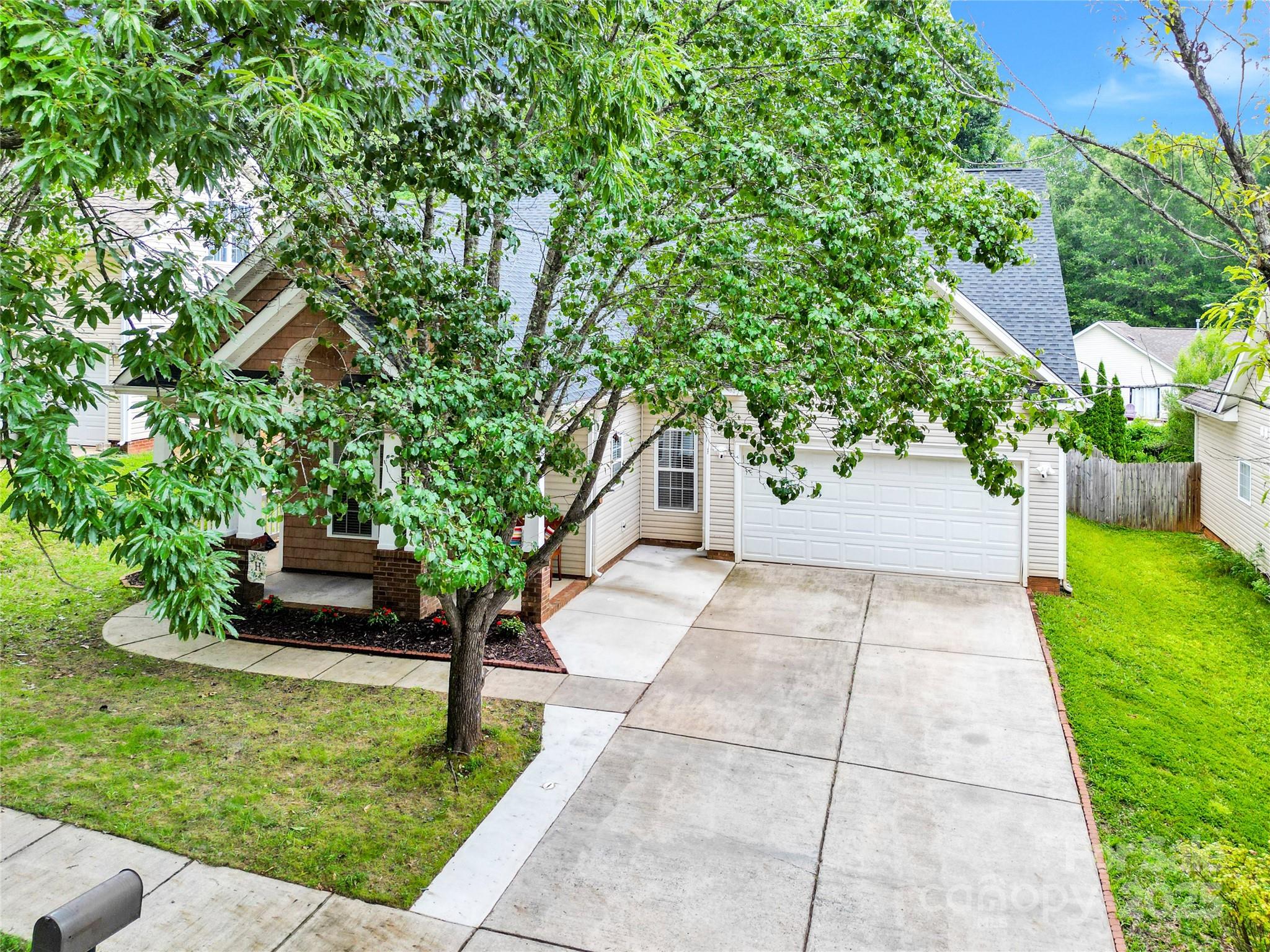 13416 Glenwyck Lane