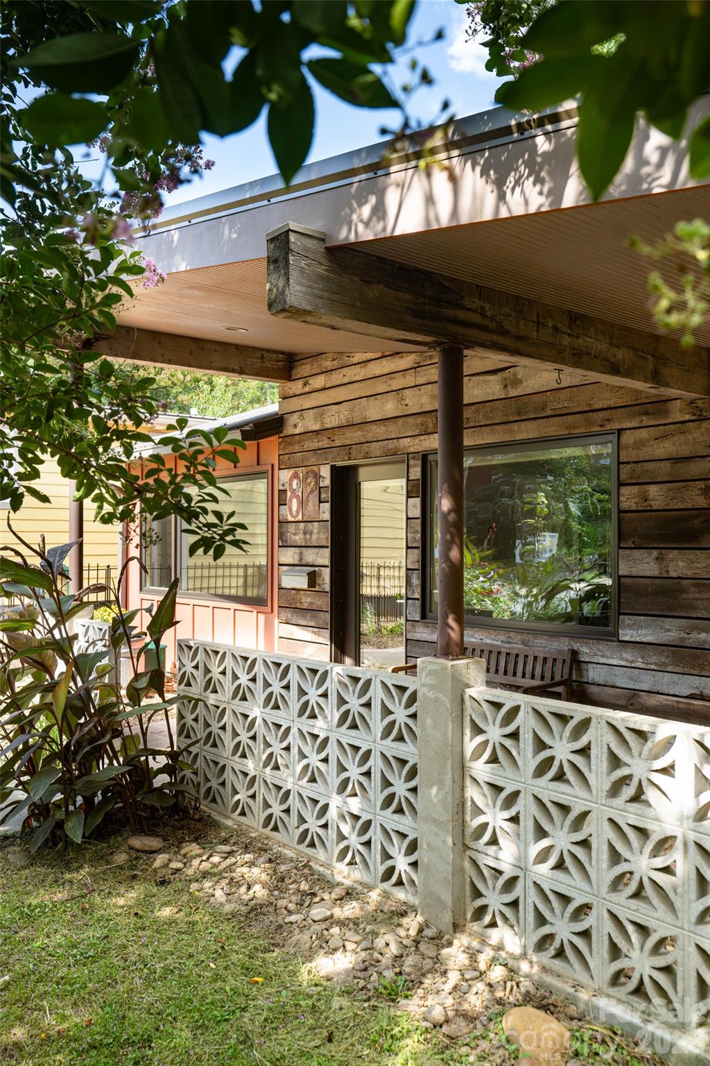82 Mount Clare Avenue