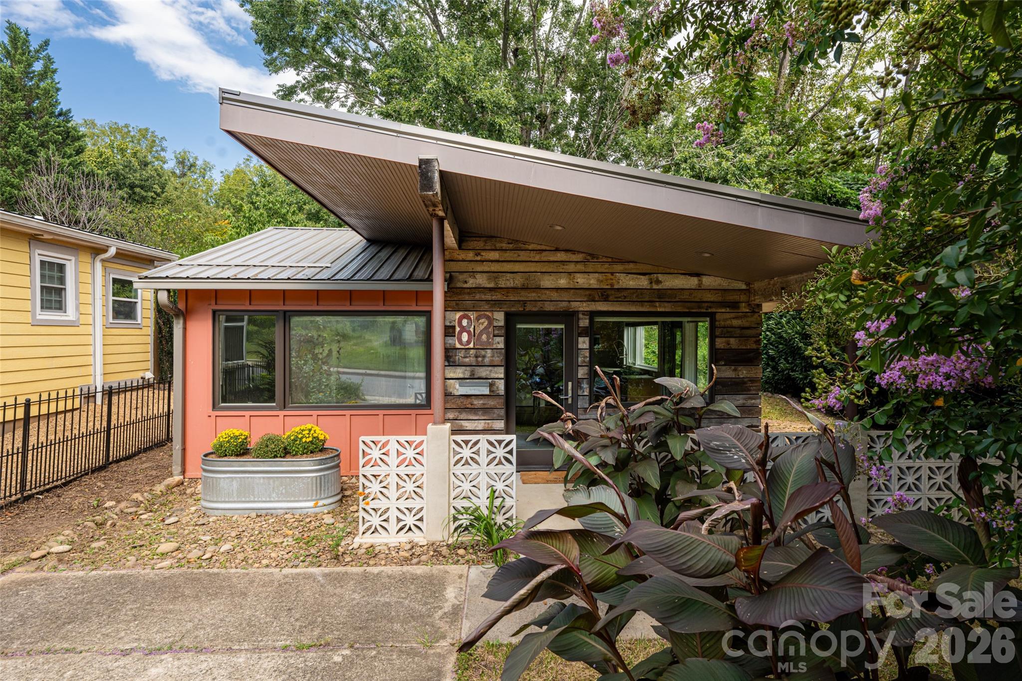82 Mount Clare Avenue