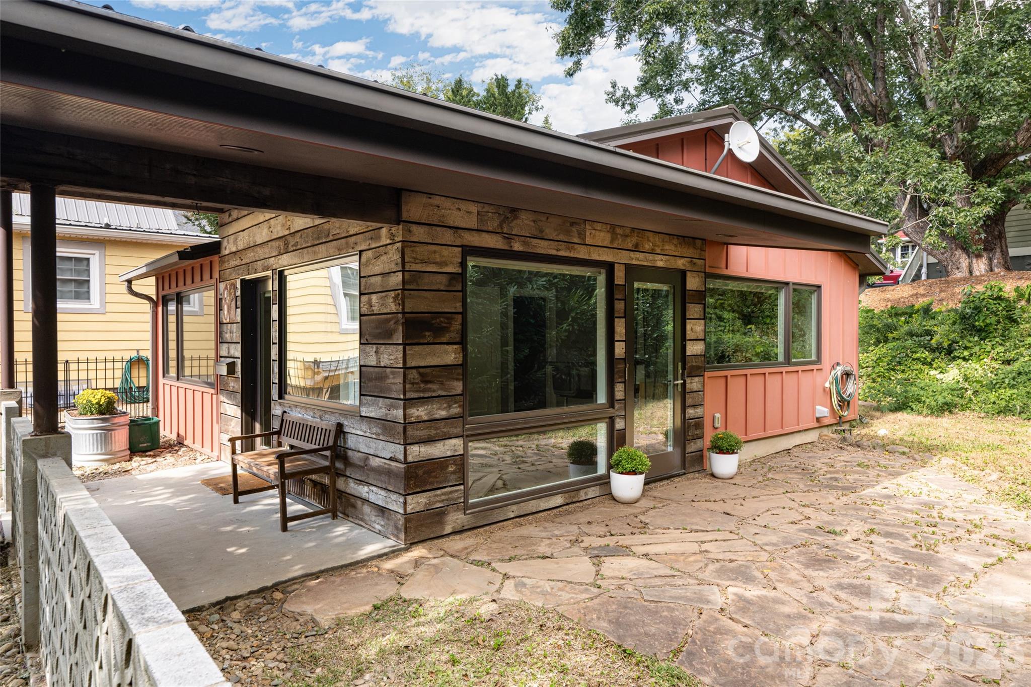 82 Mount Clare Avenue