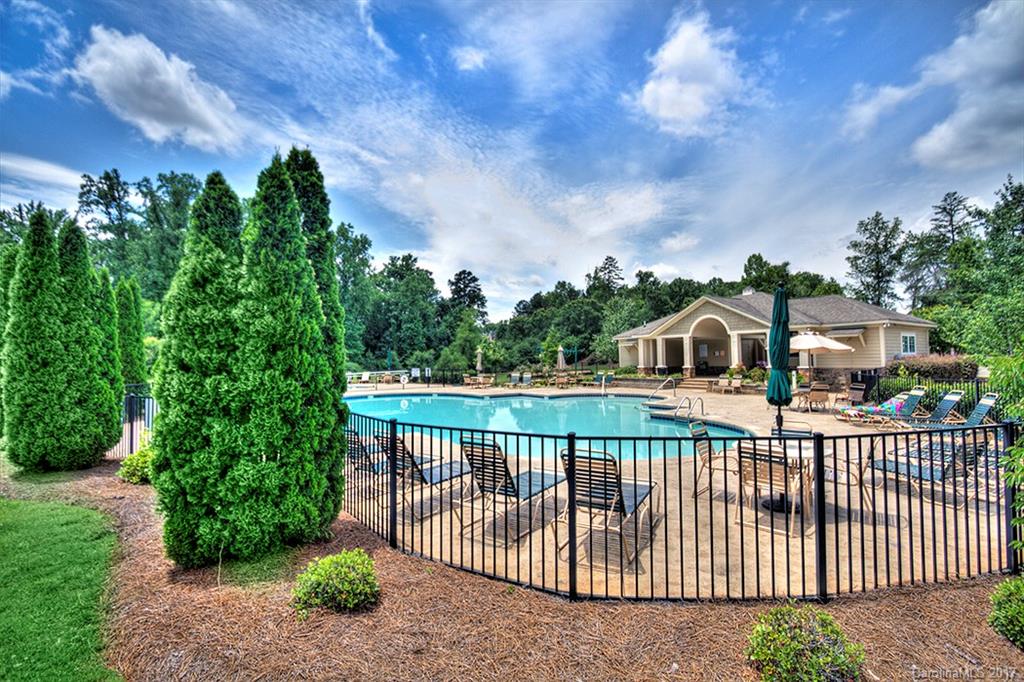 Shelly Woods - Residential