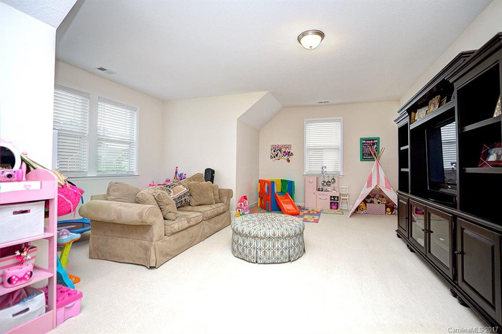 Shelly Woods - Residential