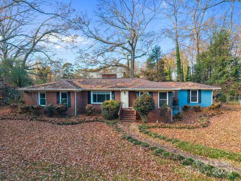Photo of 7010 Monroe Road, Charlotte, NC 28212 (MLS # 4326398)