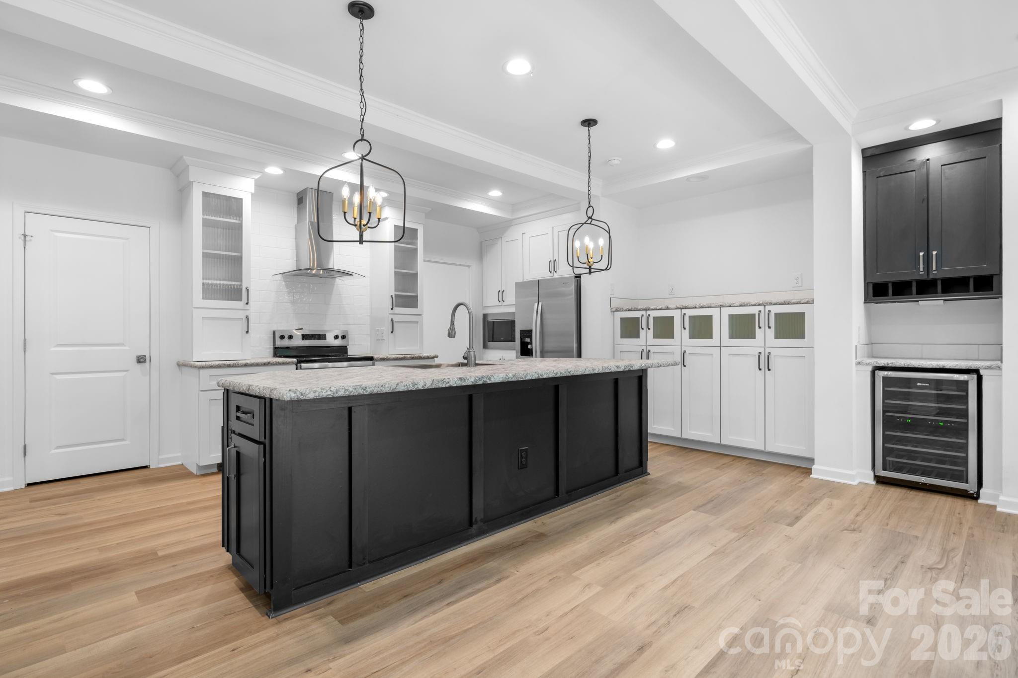 7006 Waterfront Place