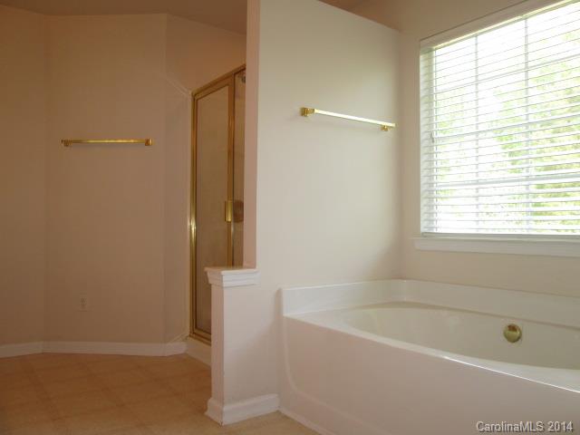 Reavencrest - Residential Lease