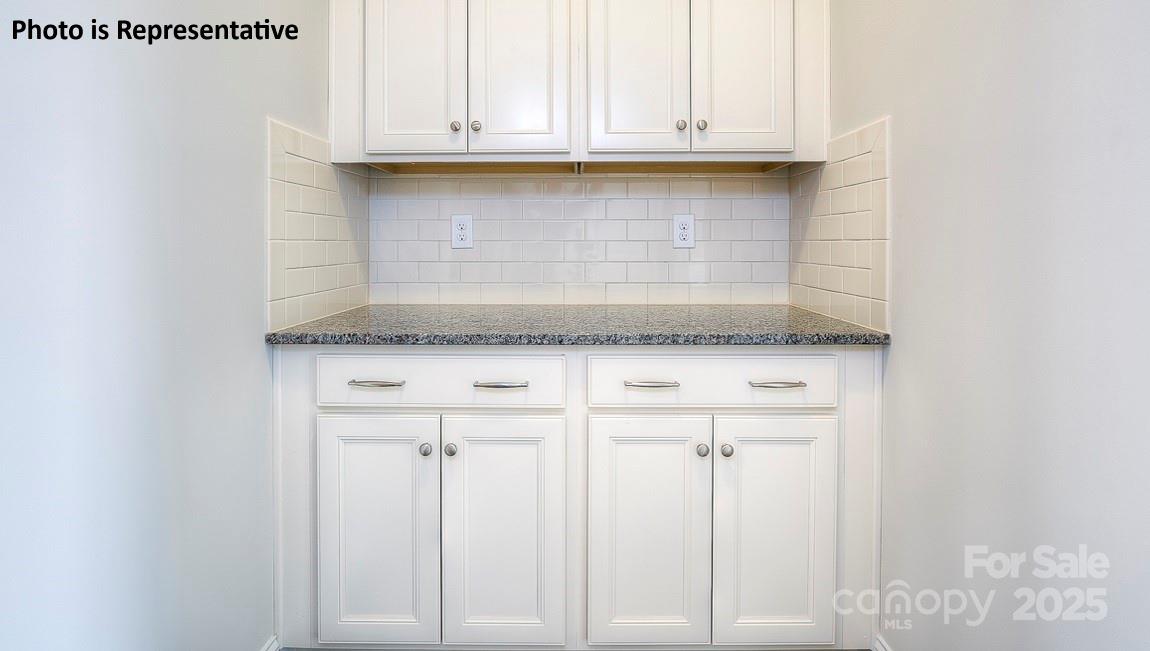 9013 Sawtooth Oak Alley
