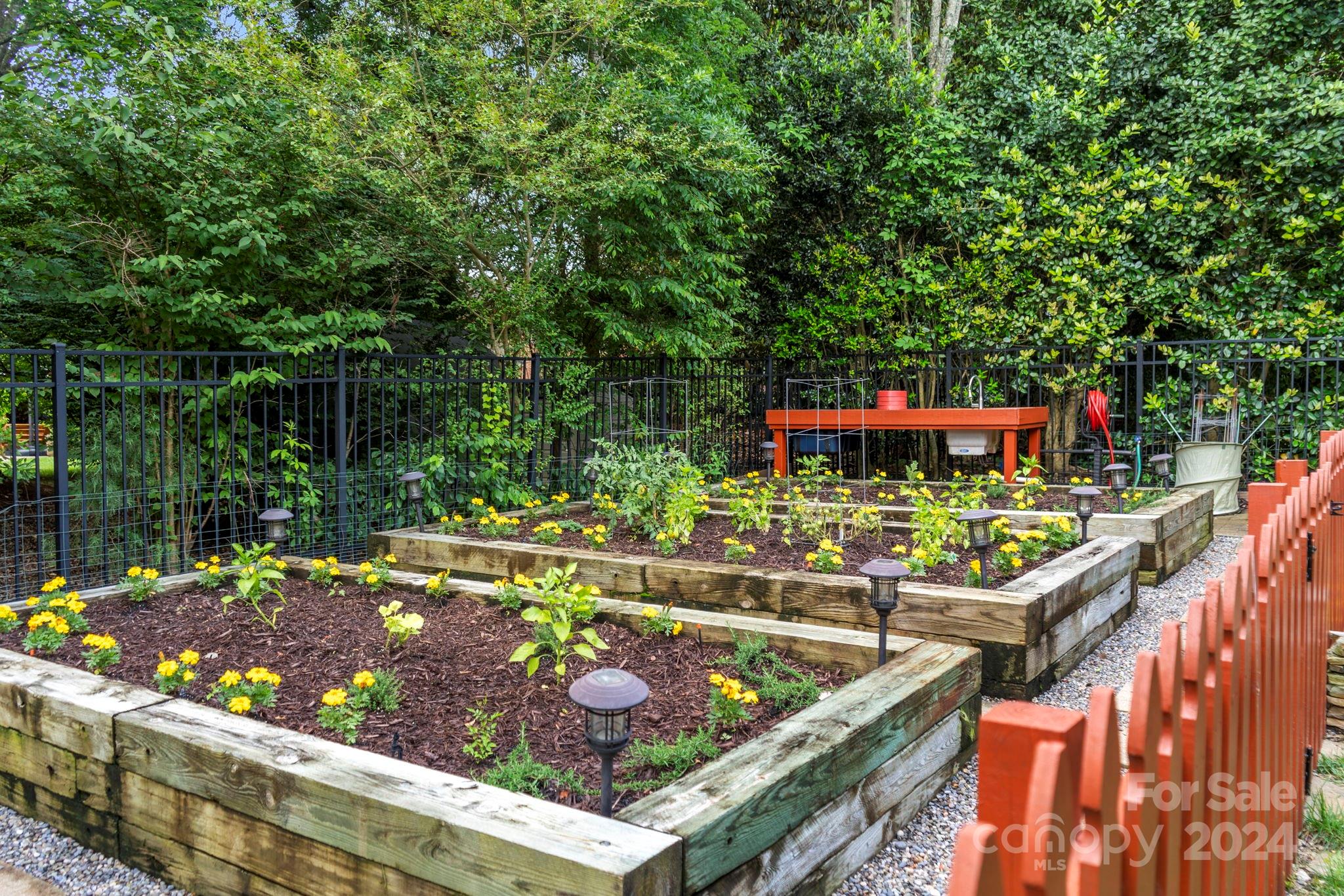 Providence Country Club - Residential