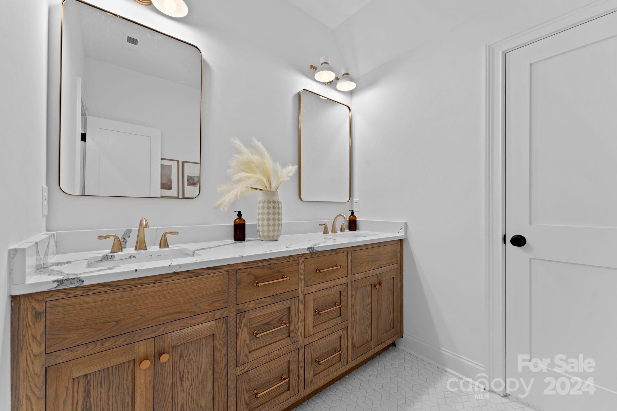 Villa Heights - Residential