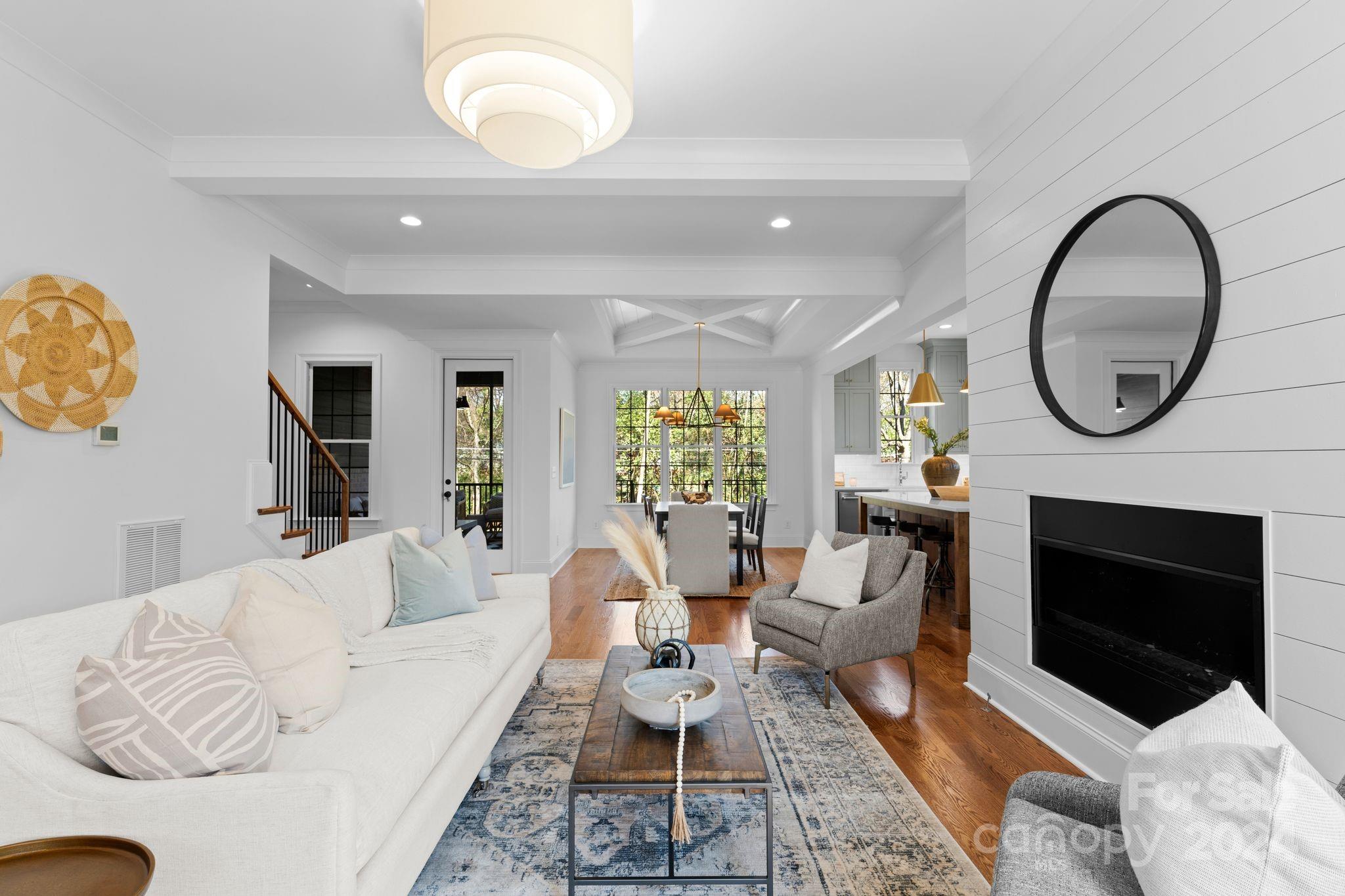 Villa Heights - Residential