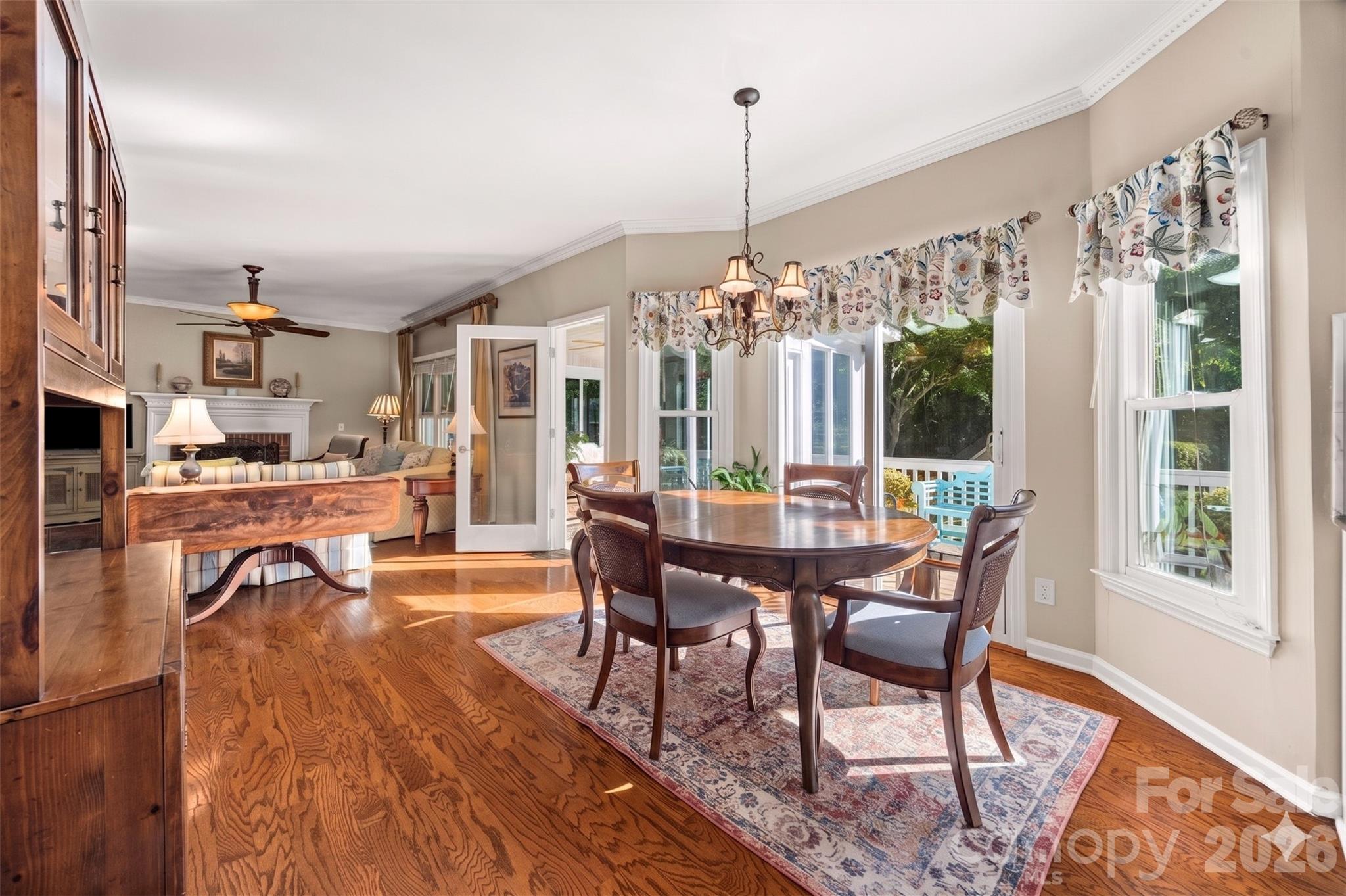 Feather Trace - Residential