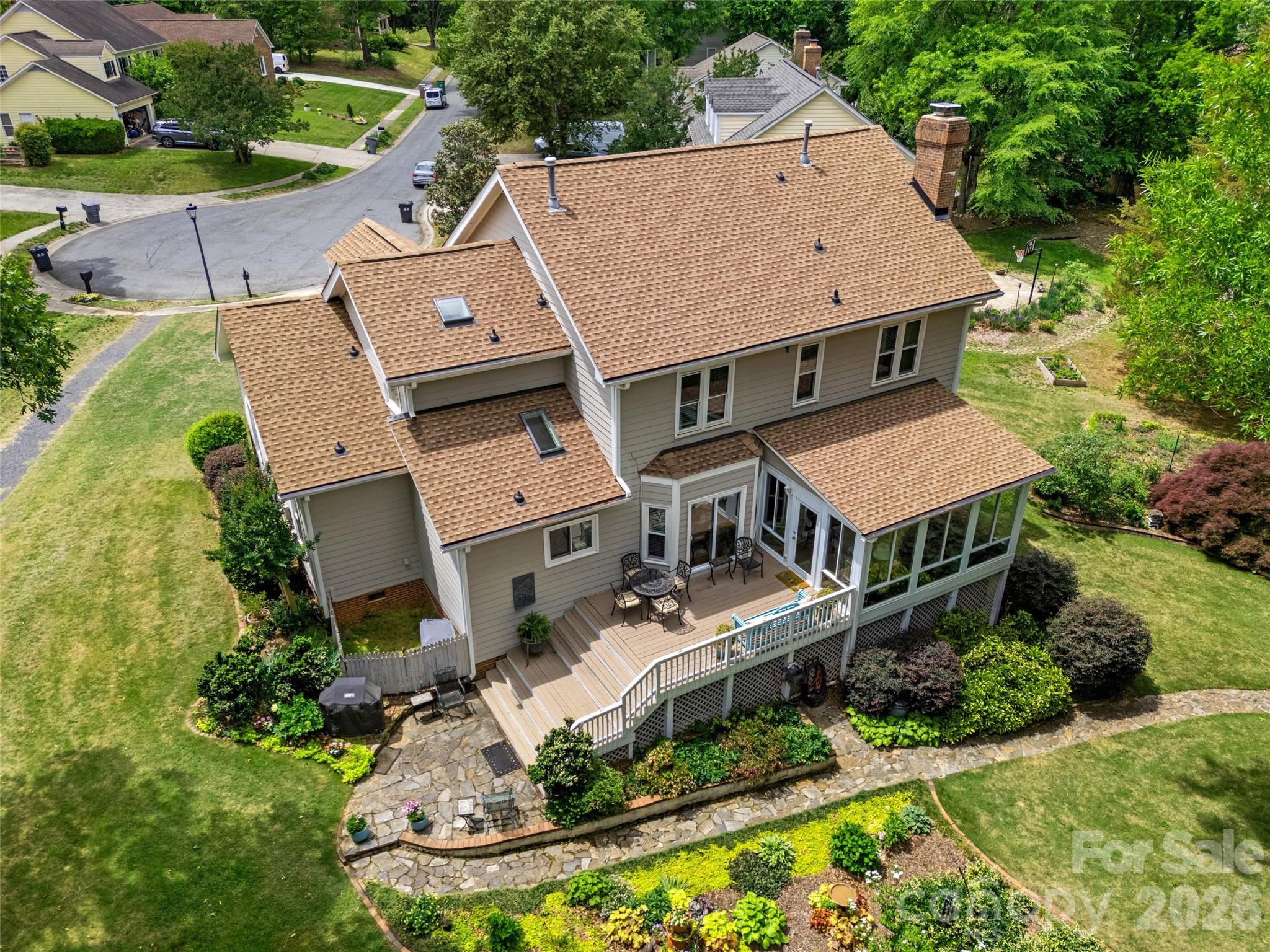 Feather Trace - Residential