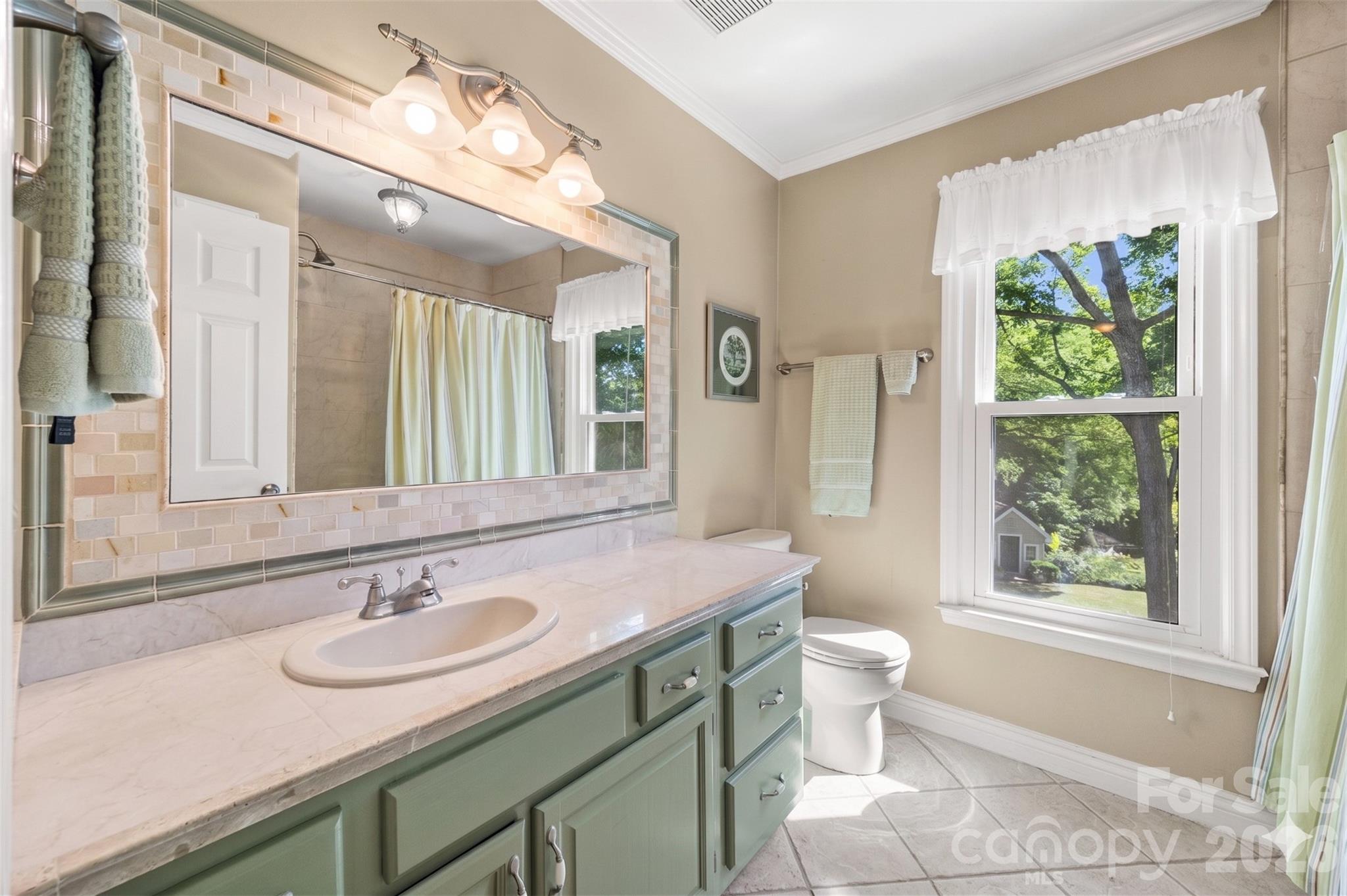 Feather Trace - Residential