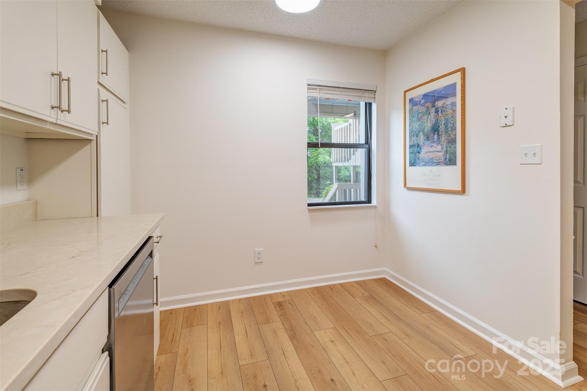 1103 Abbey Circle