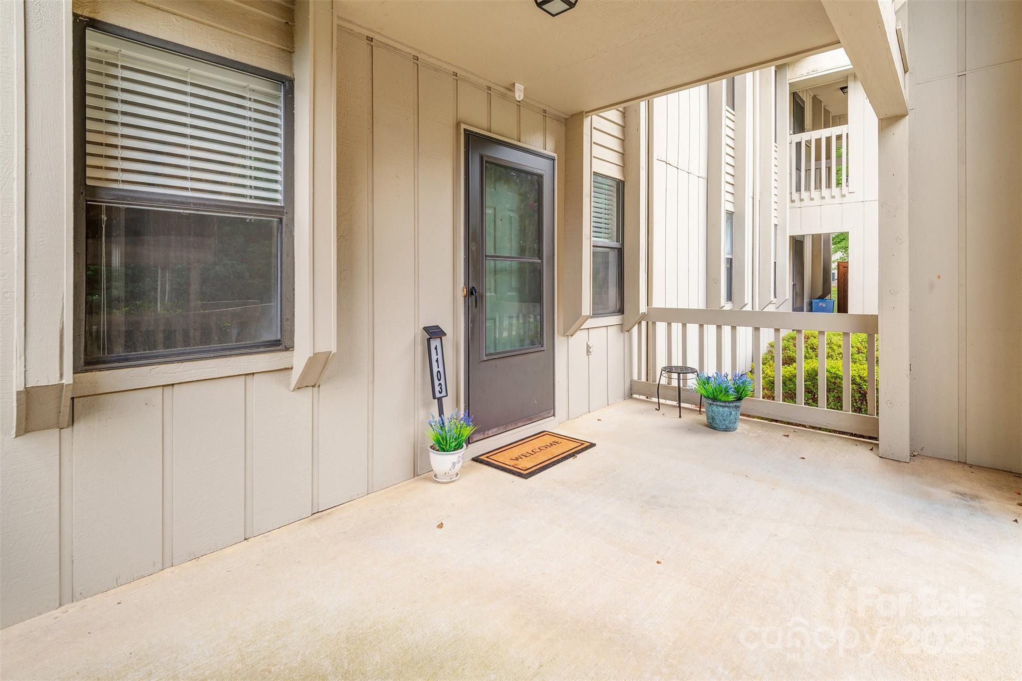 1103 Abbey Circle