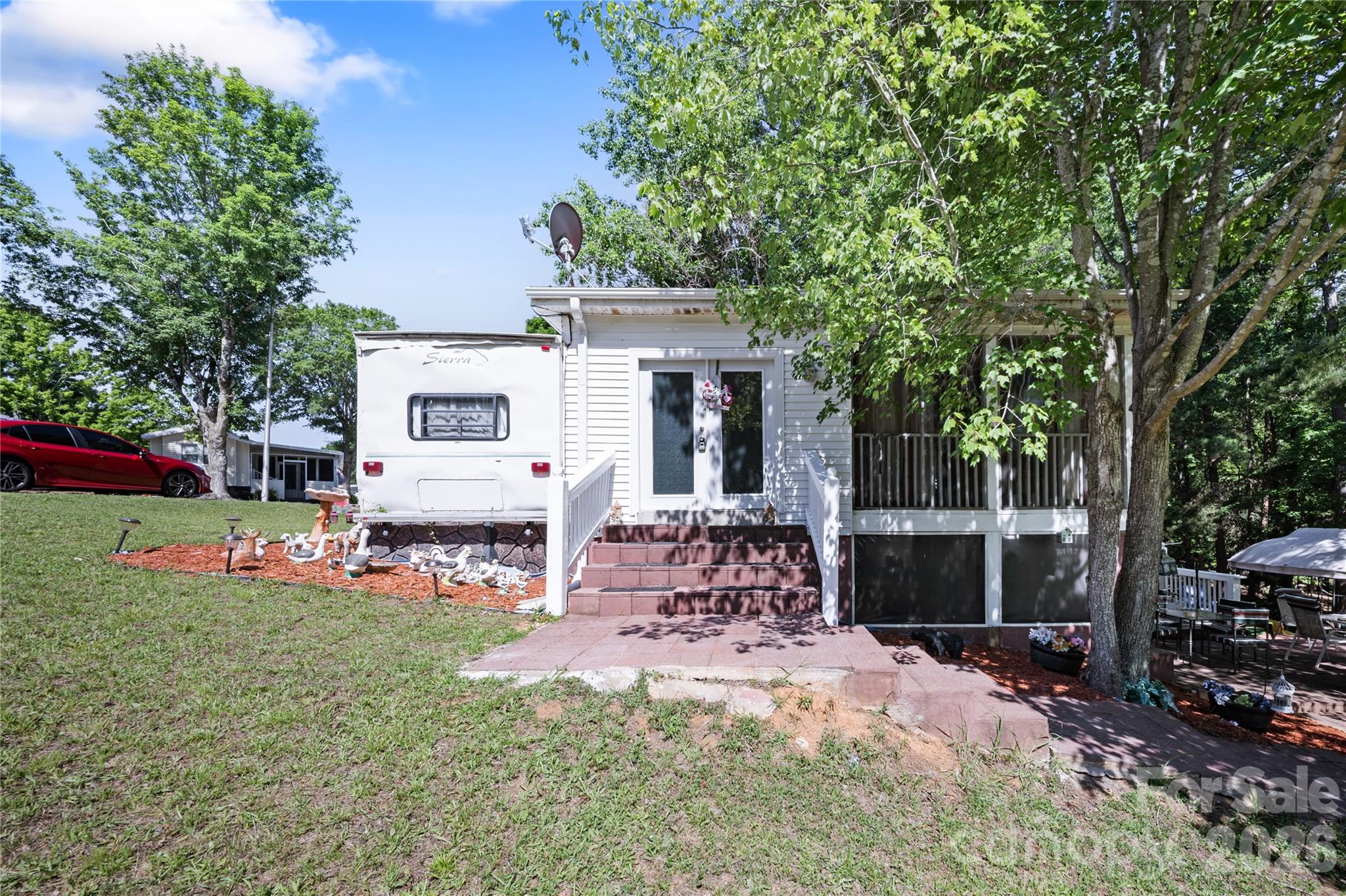107 Dove Lane