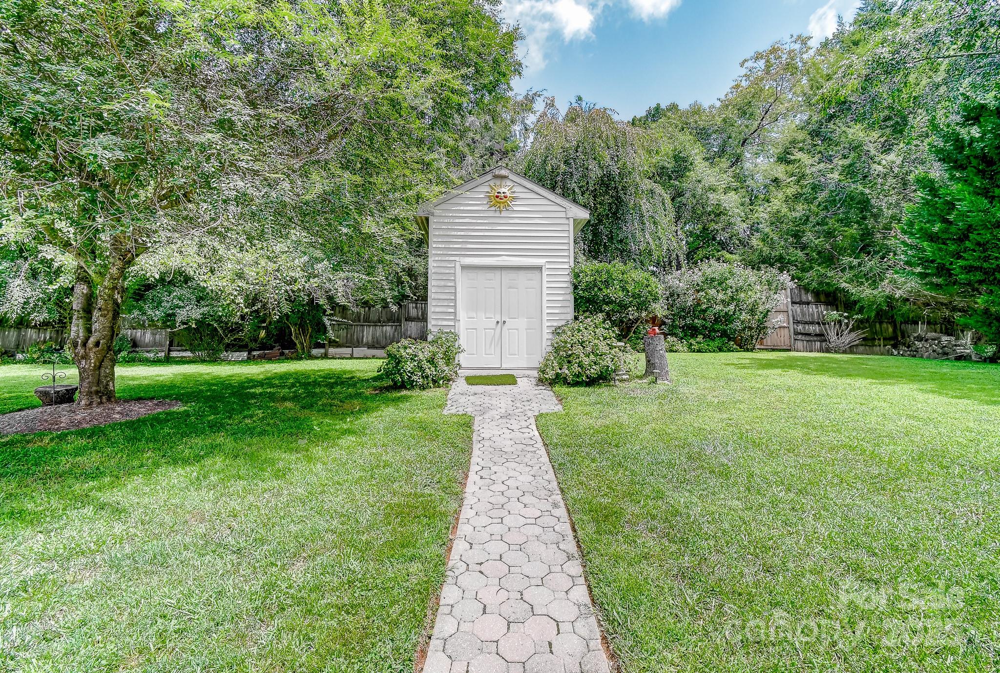 Meadow Woods - Residential