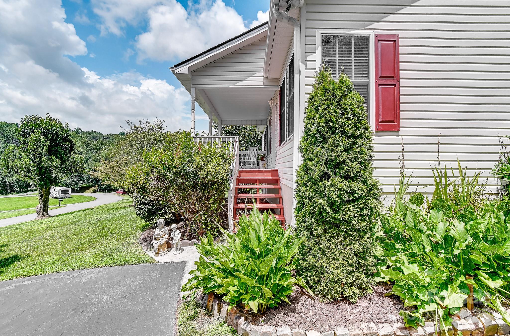 Meadow Woods - Residential