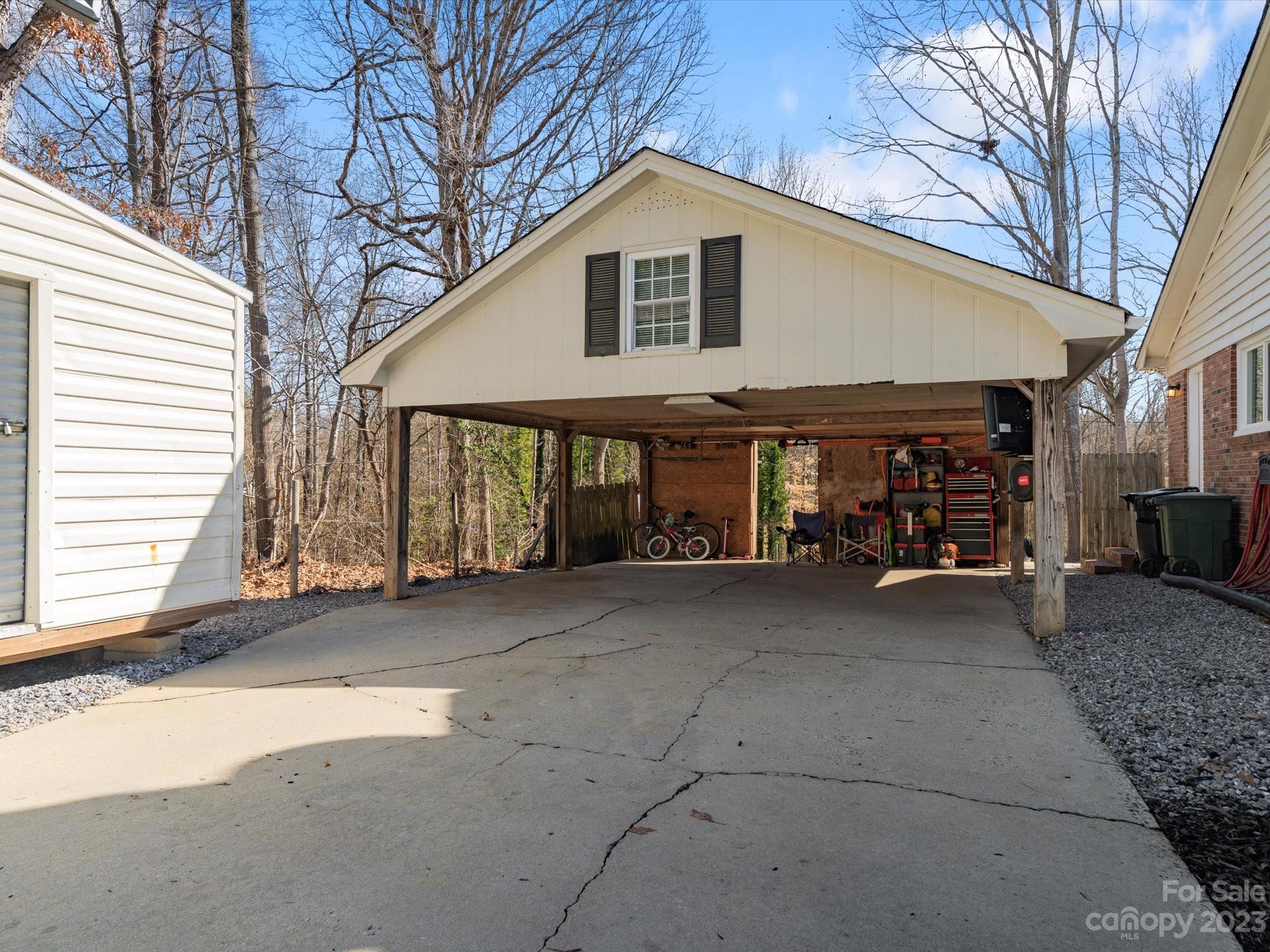 Ole Lamp Place - Residential