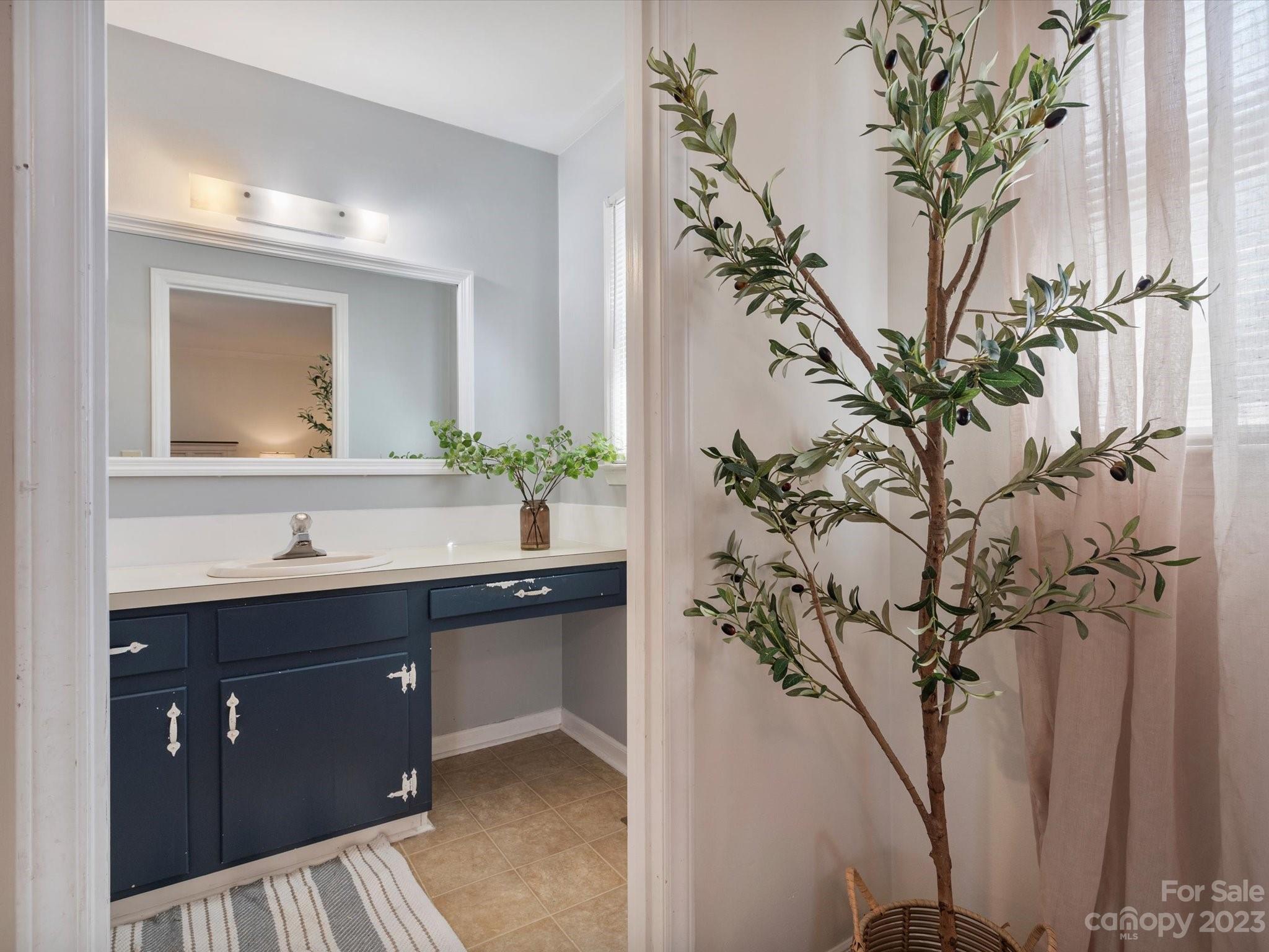 Ole Lamp Place - Residential